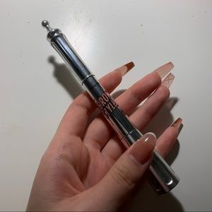 Benefit eyebrow | dark brown